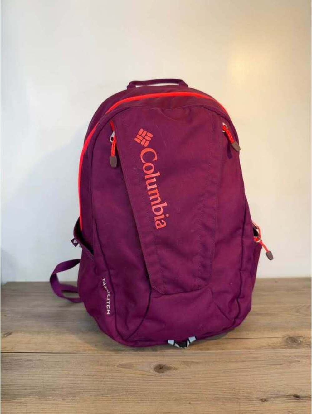 Columbia Tamolitch Backpack Purple Pink Outdoor Travel Laptop Daypack